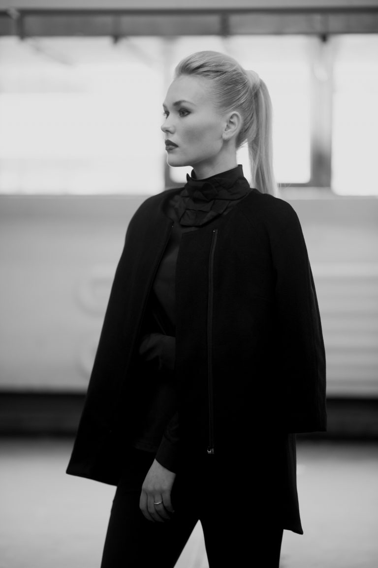 #minimal #fashion #lookbook  ElifDogan, EllaDon MILACARDI  QuelleNurnberg